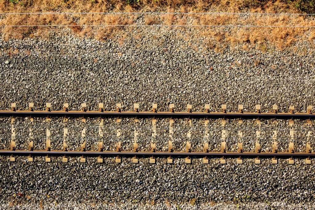 Single train track